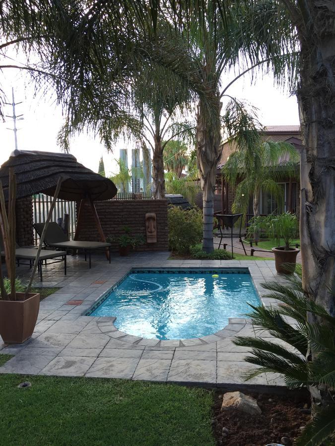 Country Lodge Upington Eksteriør bilde