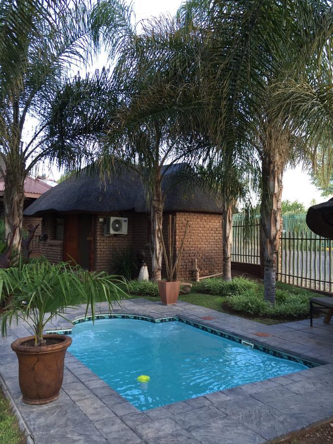 Country Lodge Upington Eksteriør bilde
